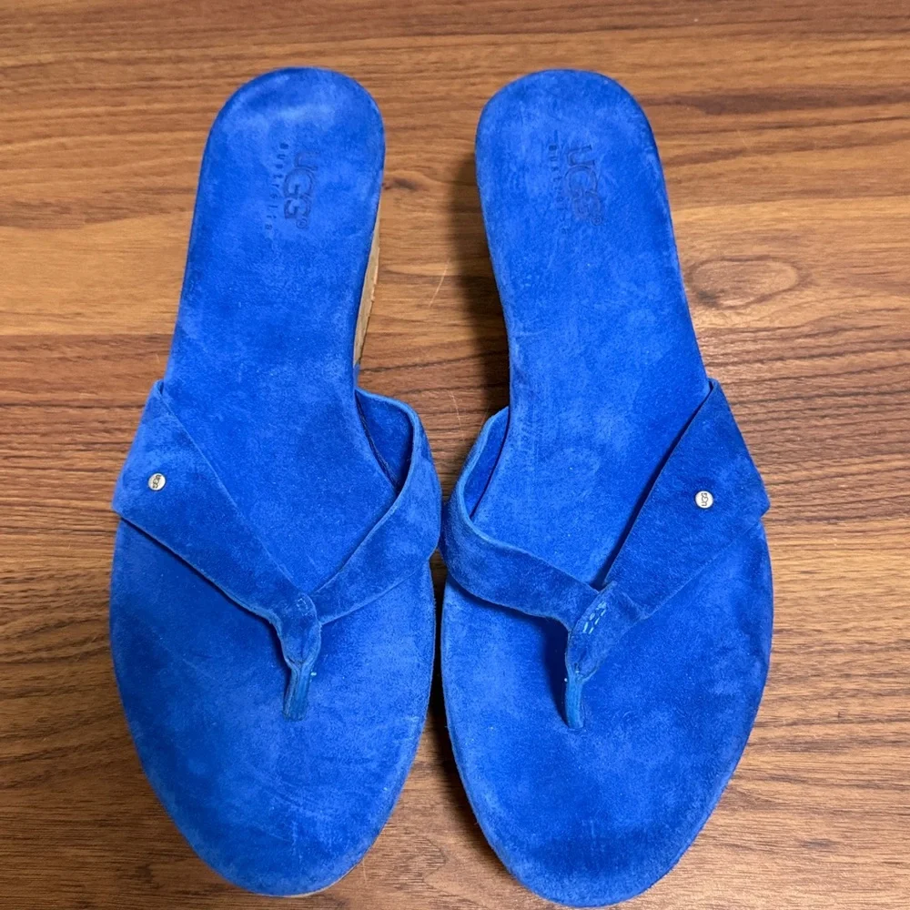 UGG Australia UMA Blue Suede Cork Wedge Woman’s Thong Sandals w/Studs. Size 9W. - Picture 2 of 10